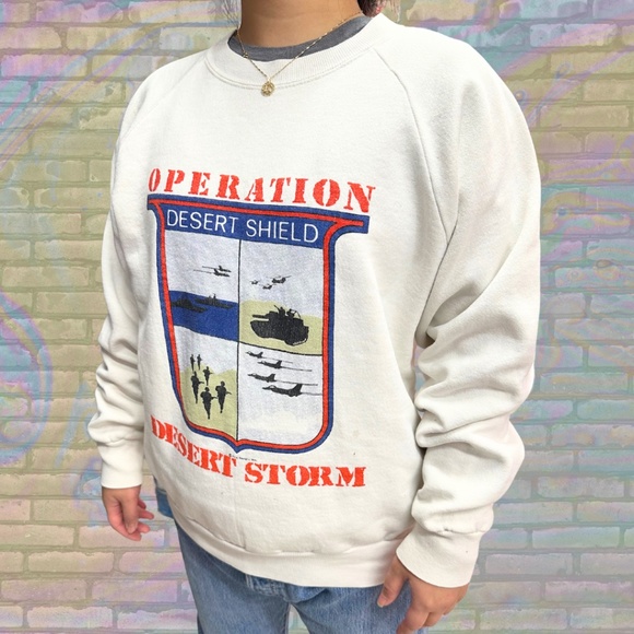 [SOLD] Vintage 90s Military Distressed Operation Desert Storm USA Made Crewneck - Picture 2 of 8